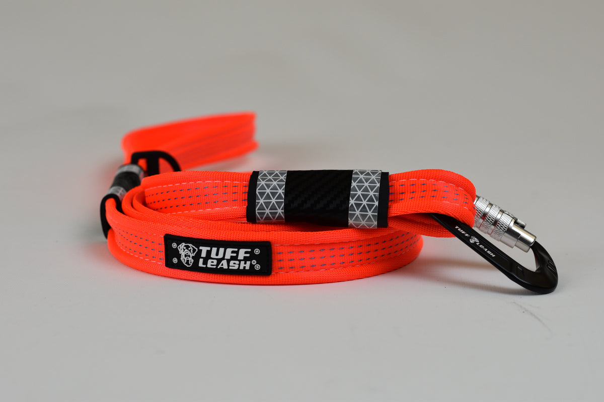 Adventure TUFF Leash with Locking Carabiner