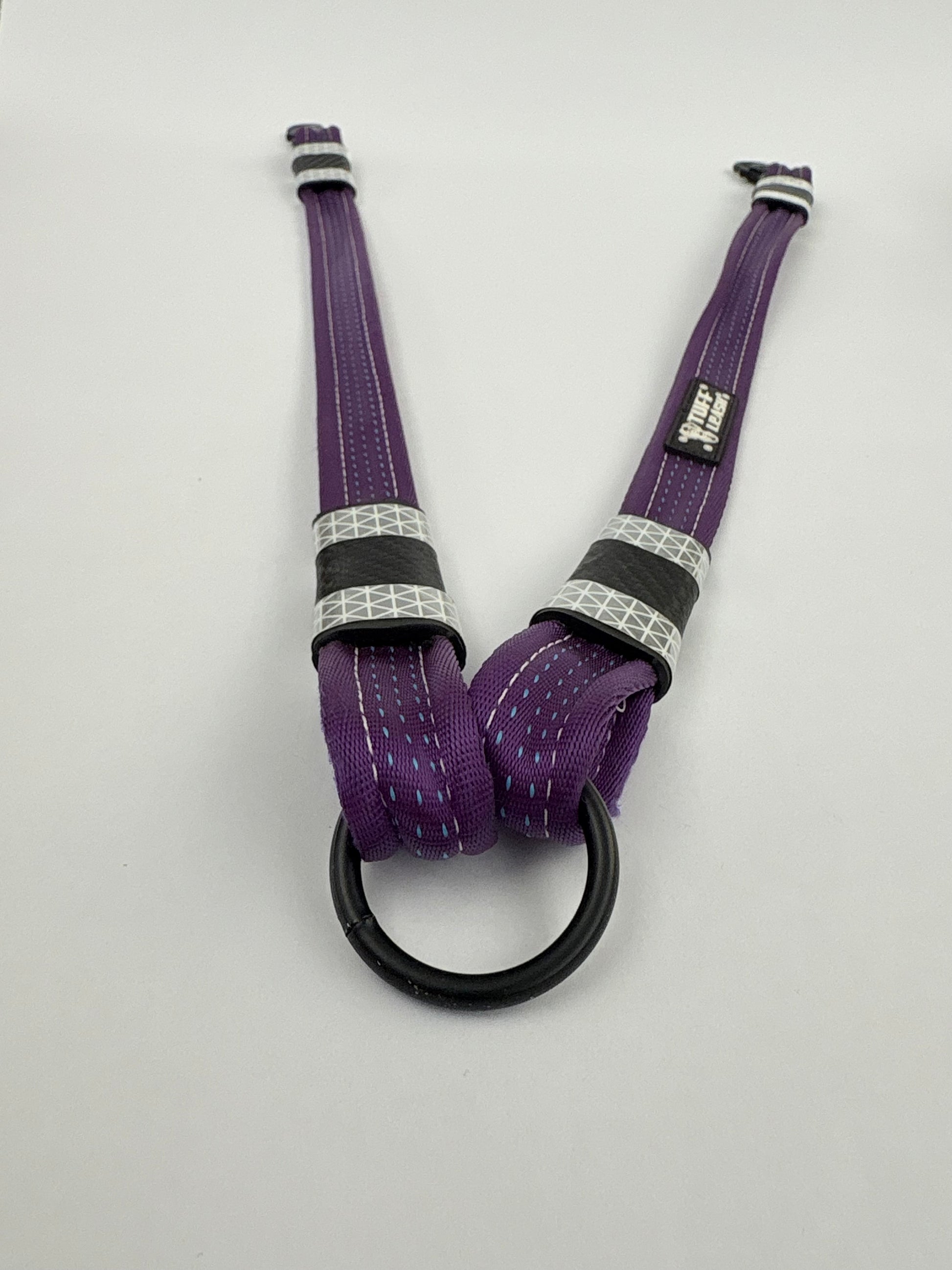 Leash splitter with ring to connect your regular leash so you can walk two dogs at once